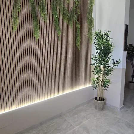 Pensión House 3*